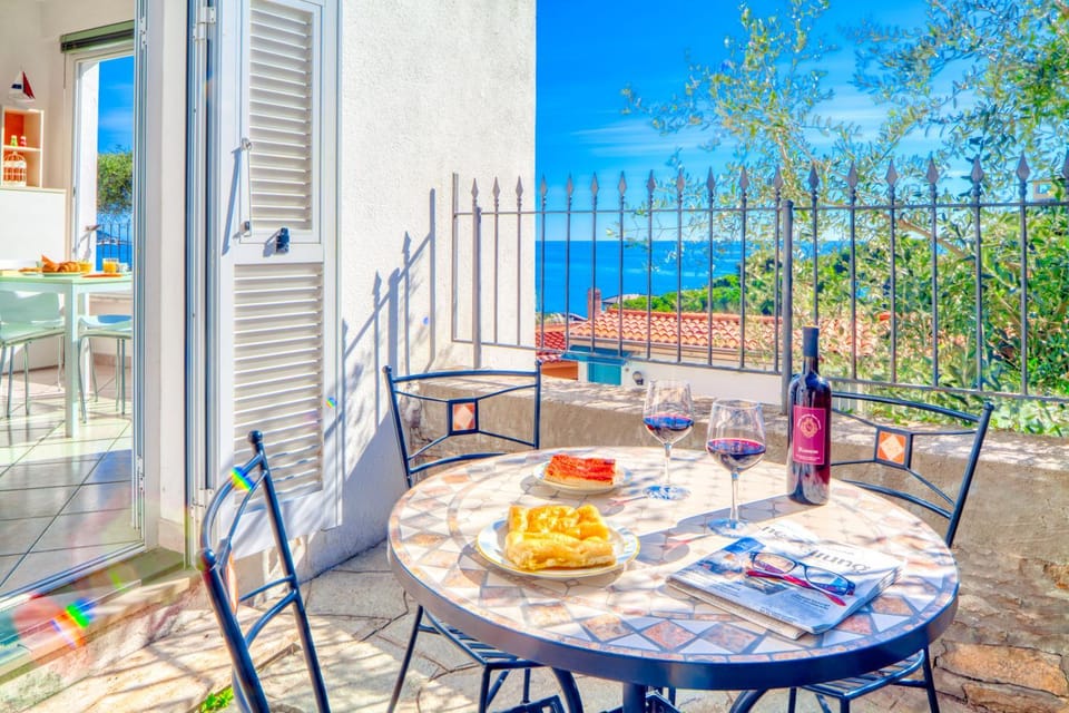Garden, Balcony/Terrace, Sea view