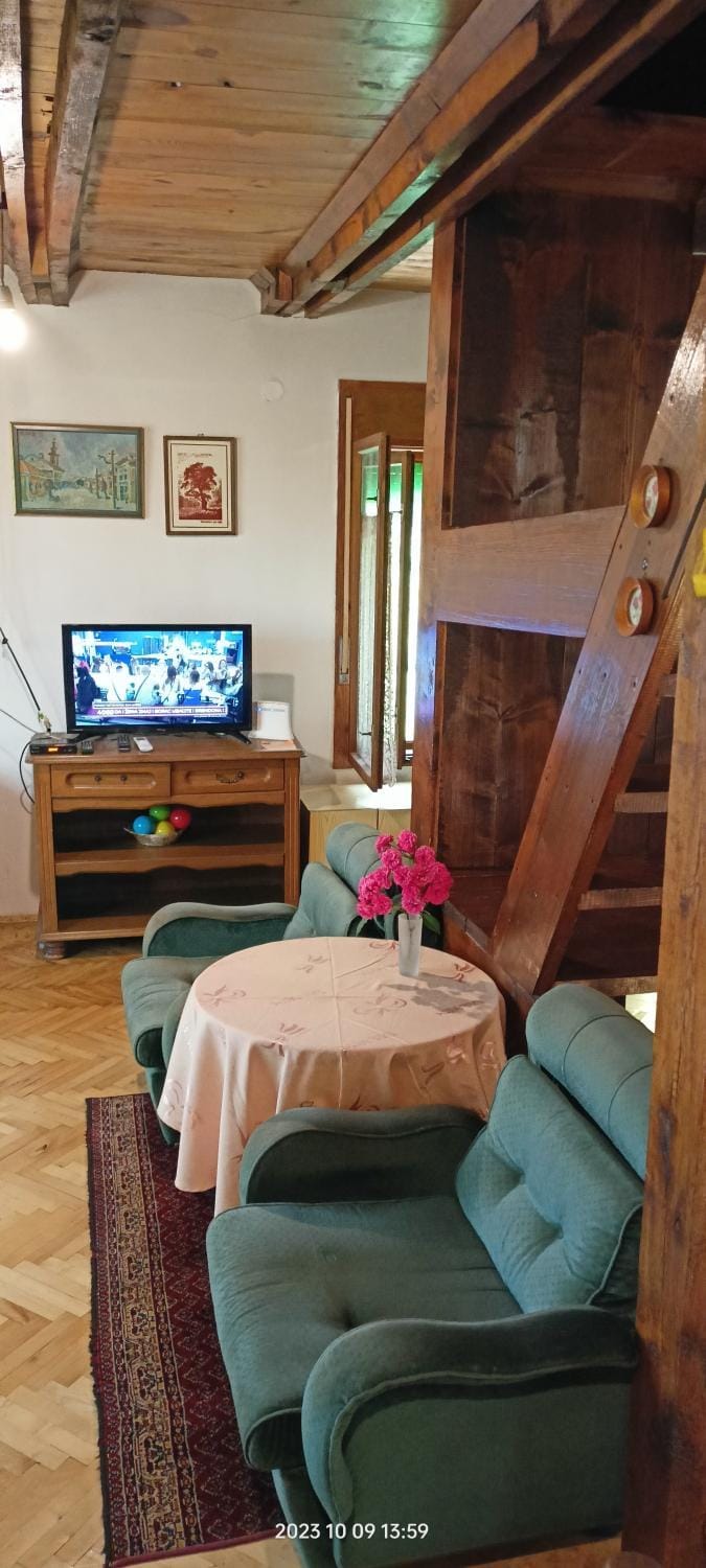 Communal lounge/ TV room, Communal lounge/ TV room, Living room