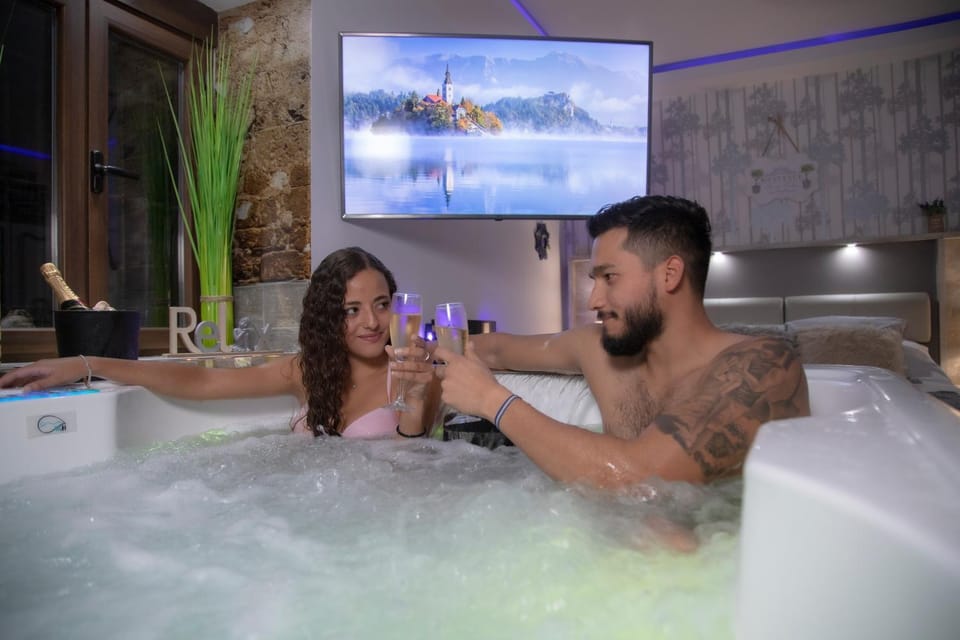LA VEGUILLA DELUXE JACUZZi Apartment in Aragon