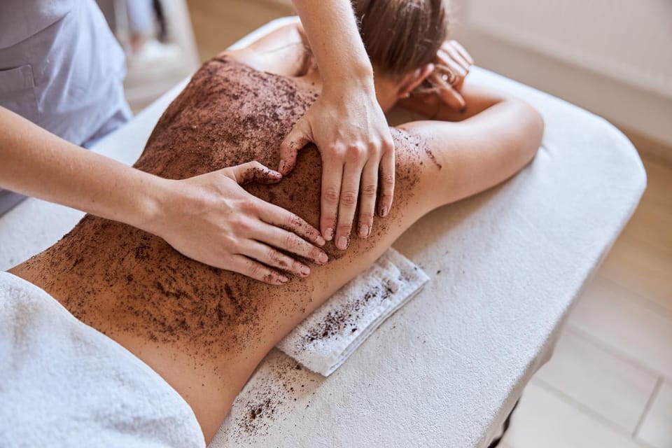 People, Massage, Spa and wellness centre/facilities, group of guests