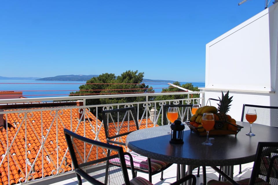 Balcony/Terrace, Sea view, Drinks