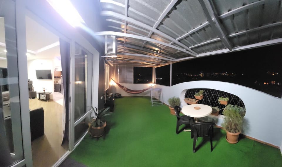 Balcony/Terrace, Balcony/Terrace