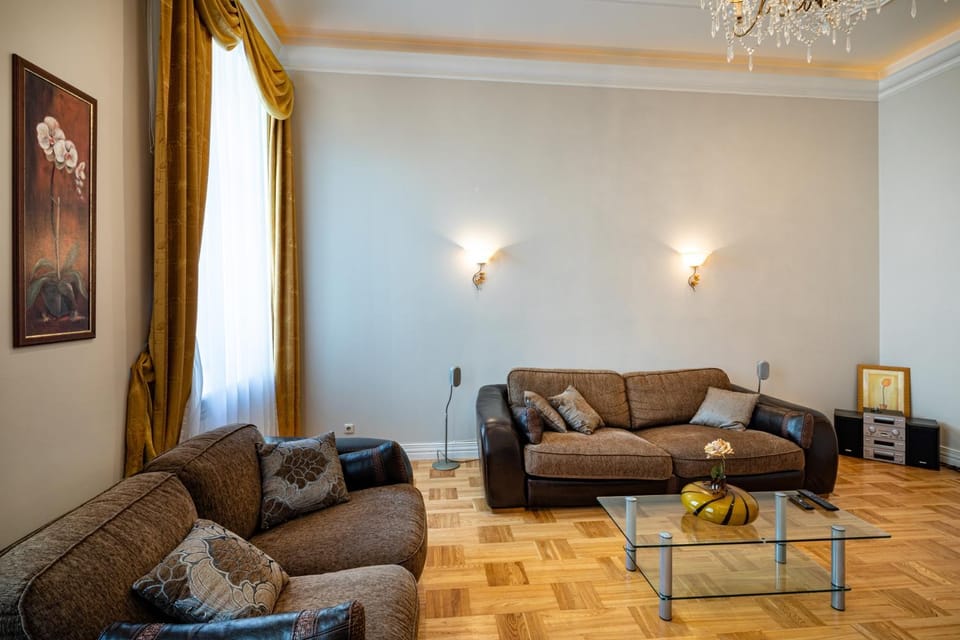 Old Riga 2 Bedroom Vecpilsetas Street Apartment Apartment in Riga