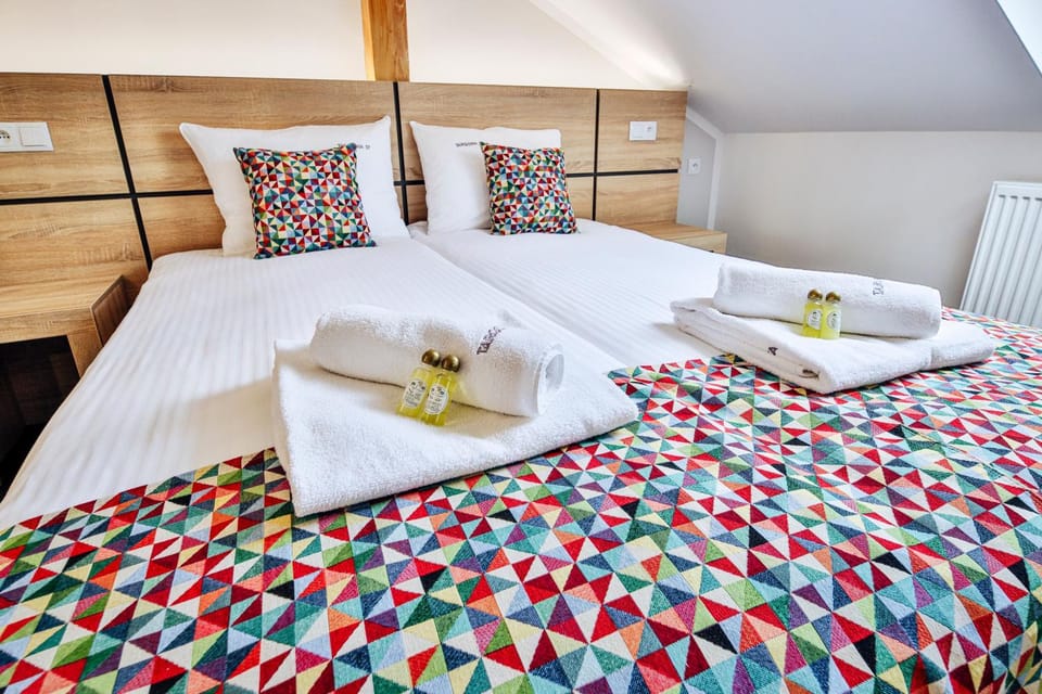 Bed, Other, Photo of the whole room, Decorative detail, Bedroom, On site, Area and facilities