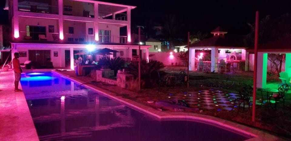 Property building, Swimming pool