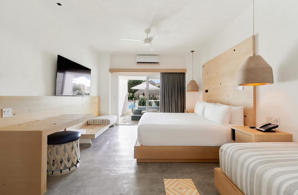 Bed, Photo of the whole room