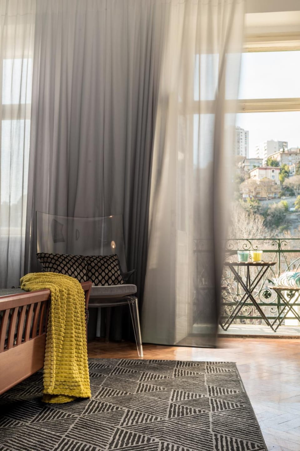 Seating area, Bedroom