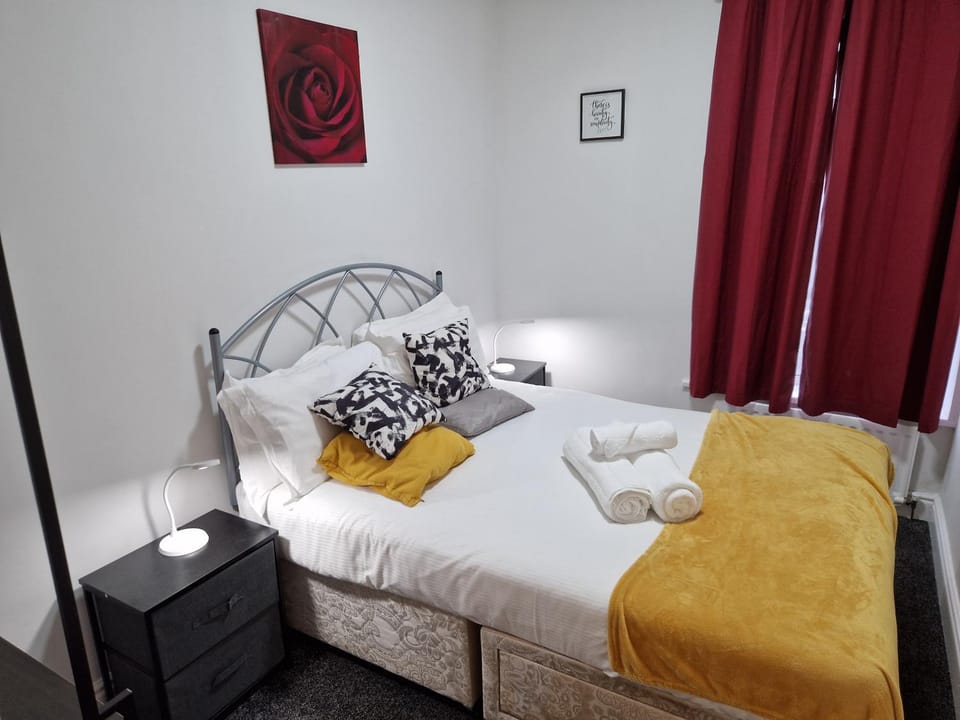 Birtley's Diamond 3 bed Apt, sleeps 6 Guests Apartment in Metropolitan Borough of Gateshead