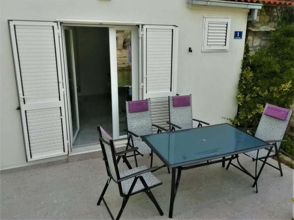 Apartment Žalo Apartment in Split-Dalmatia County