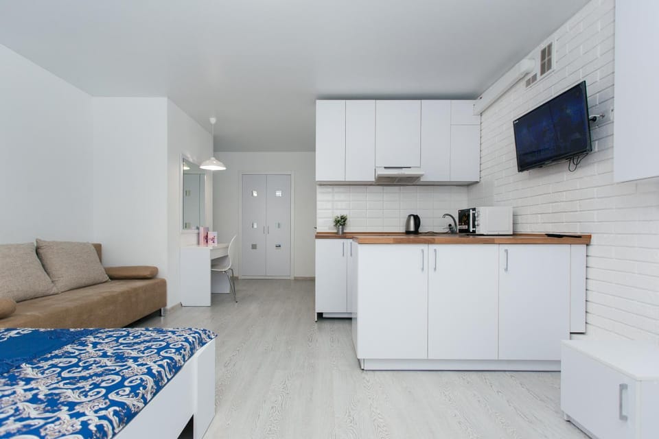 Апартаменты возле ТЦ Лавина 1 этаж Apartment in Ukraine