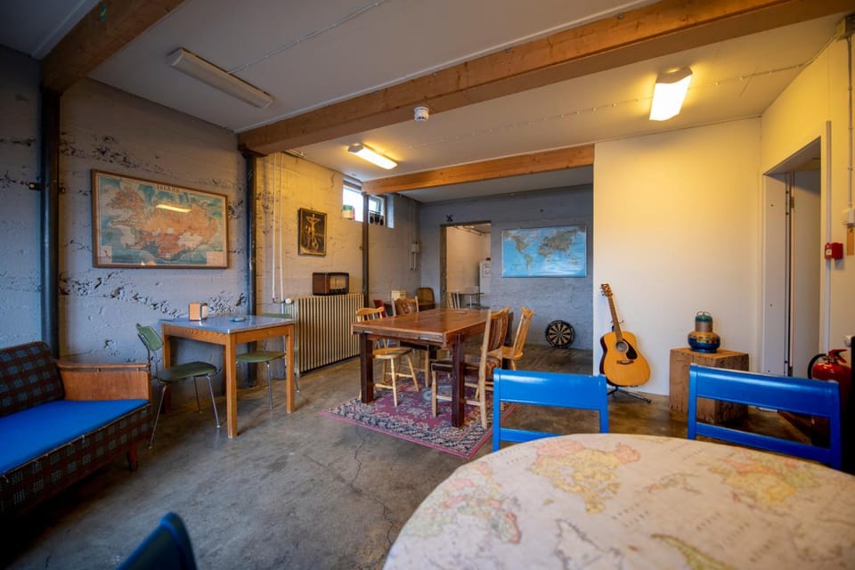 Coffee/tea facilities, Dining area, Communal kitchen, Food