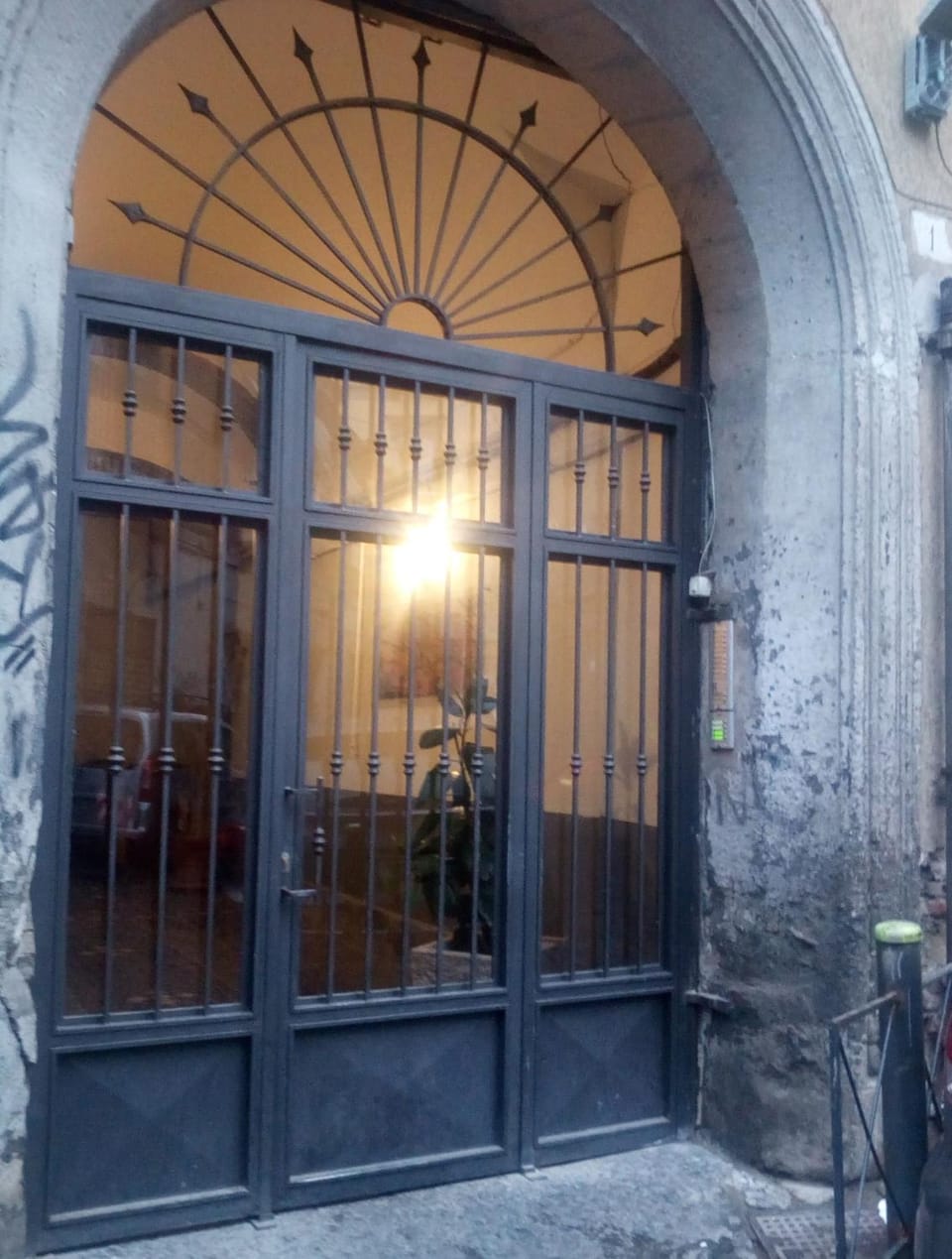 Facade/entrance