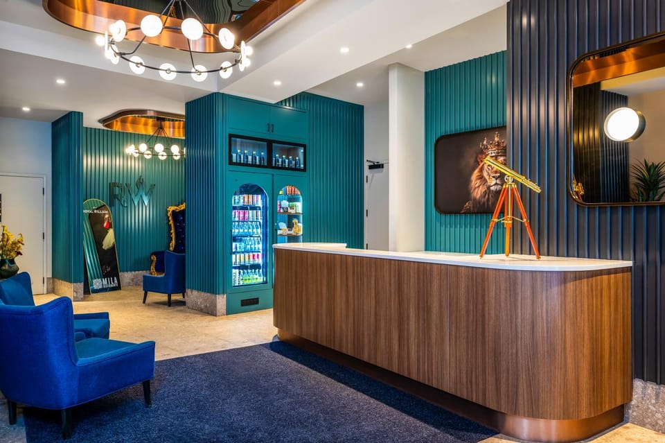 Facade/entrance, Lobby or reception