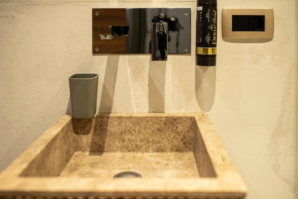 Boulevard Exclusive Apartment in Serbia