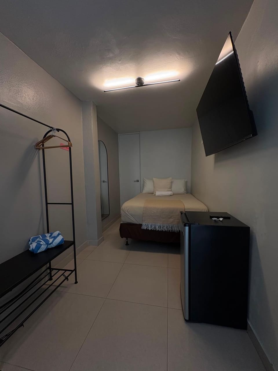 Bed, Photo of the whole room