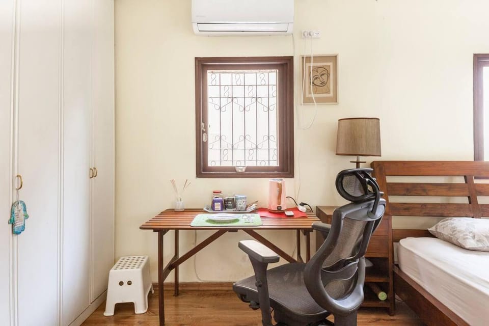 Cosy room near IDC & Center- Herzliya Homestay Vacation rental in Herzliya