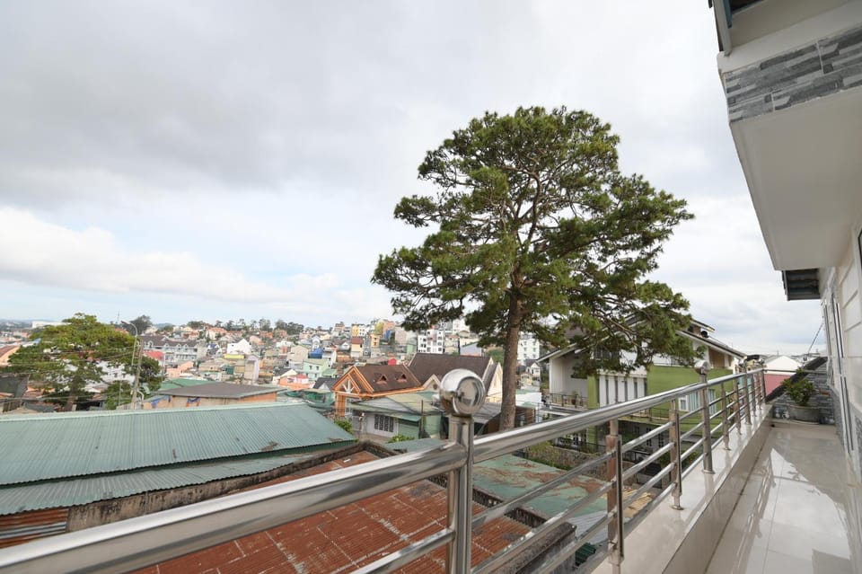 BBQ facilities, Balcony/Terrace, City view