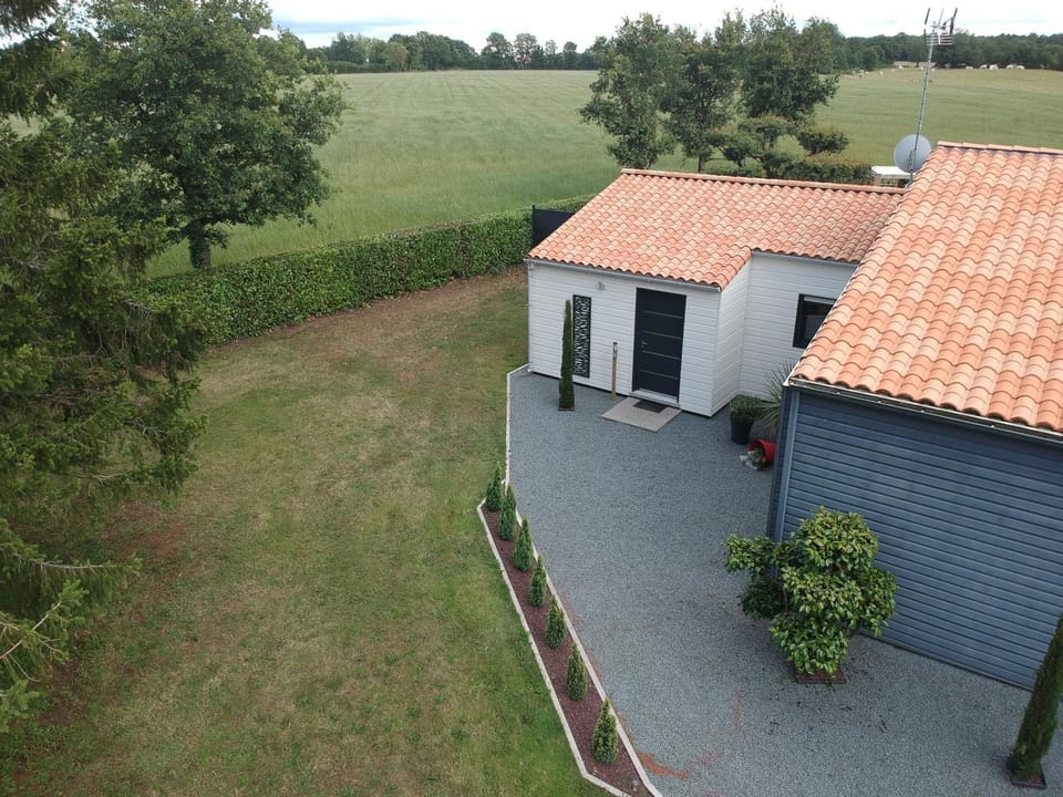 GITE AUX P'TITS OIGNONS House in Pays de la Loire