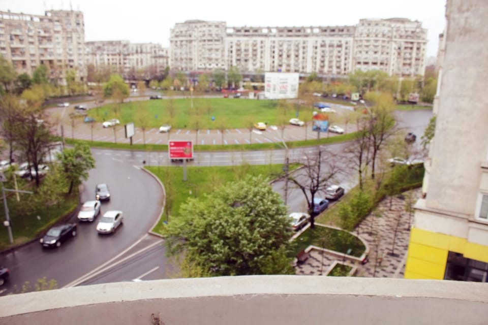 Balcony/Terrace, City view