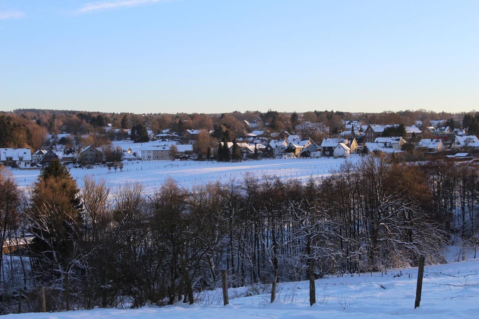 Neighbourhood, Natural landscape, Winter, Horse-riding, Hiking, Cycling