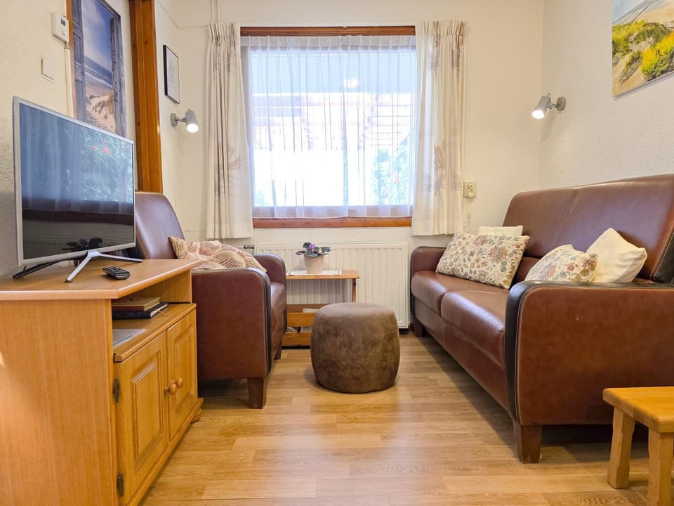 TV and multimedia, Seating area