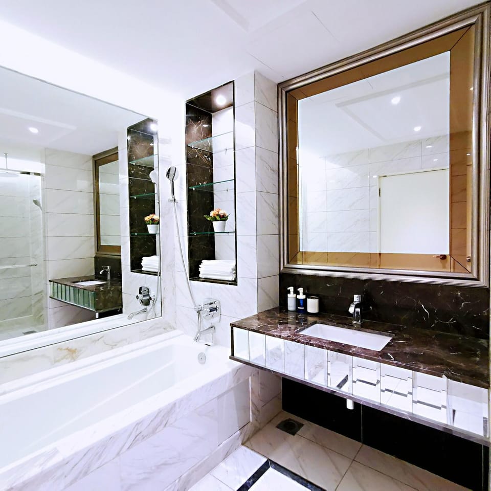 Bathroom, Bath
