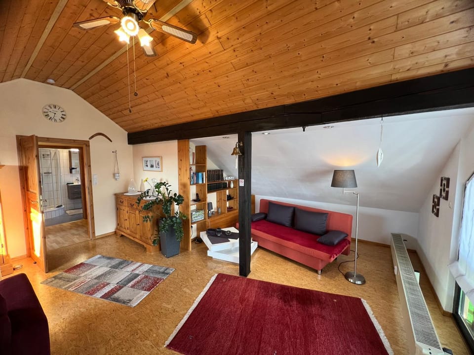 Bed, Living room