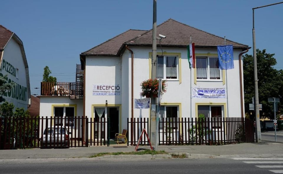 Property building, Day