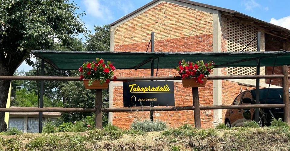 Property building, Garden