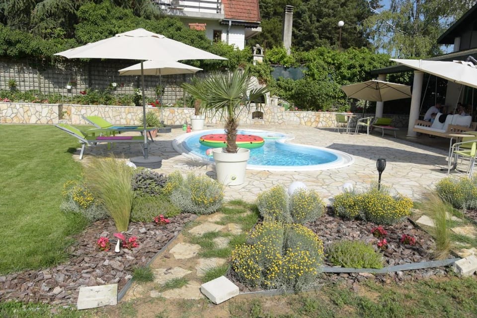 Garden, Garden view, Pool view, Swimming pool