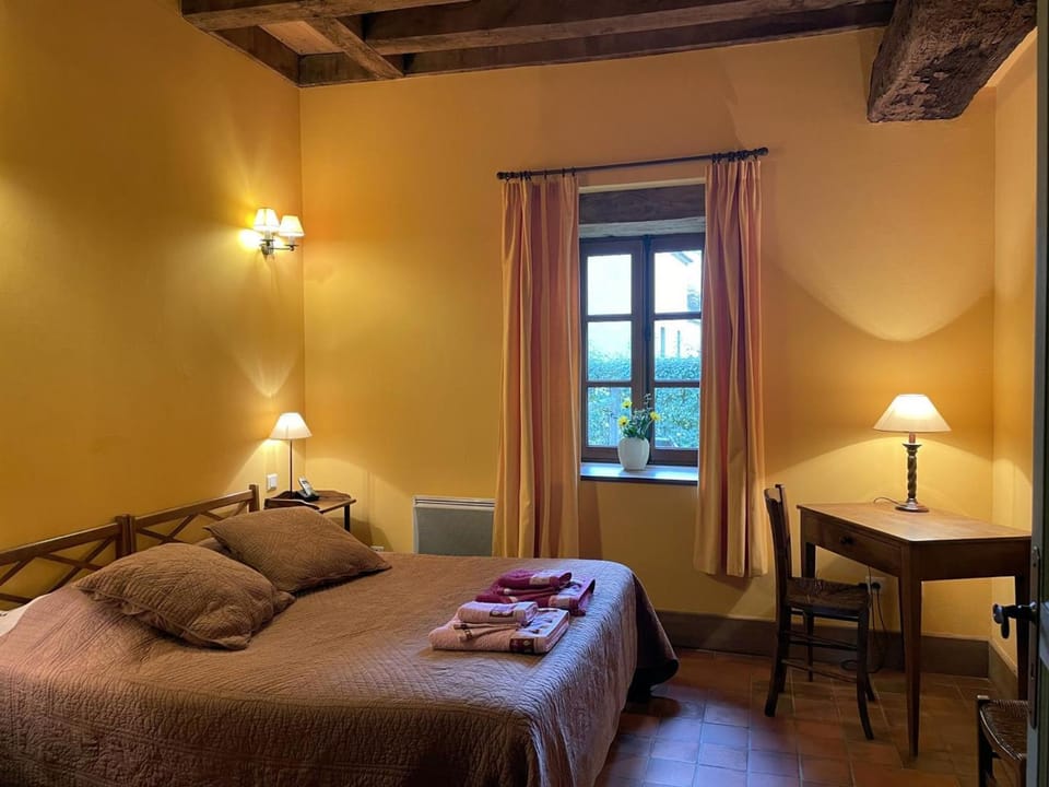 Ancienne Bergerie Restaurée avec Animaux Acceptés - FR-1-489-13 House in Auvergne-Rhône-Alpes