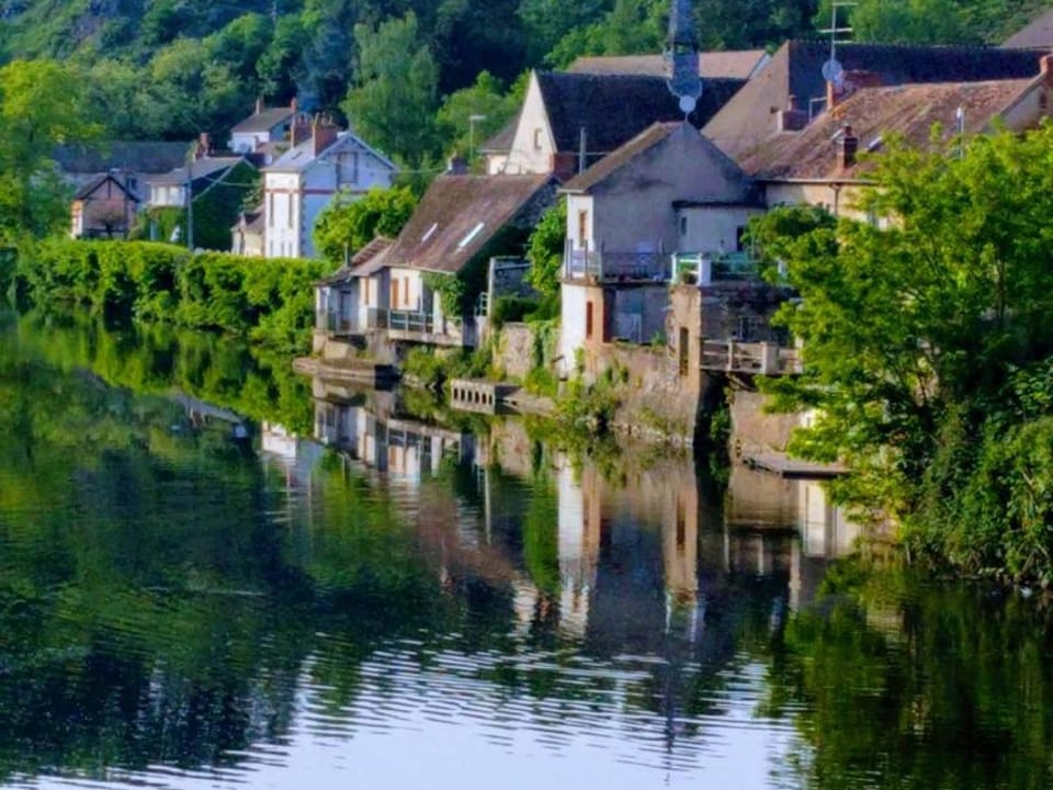 Maison médiévale 15ème siècle dans village historique d'Hérisson - FR-1-489-29 Apartment in Auvergne-Rhône-Alpes