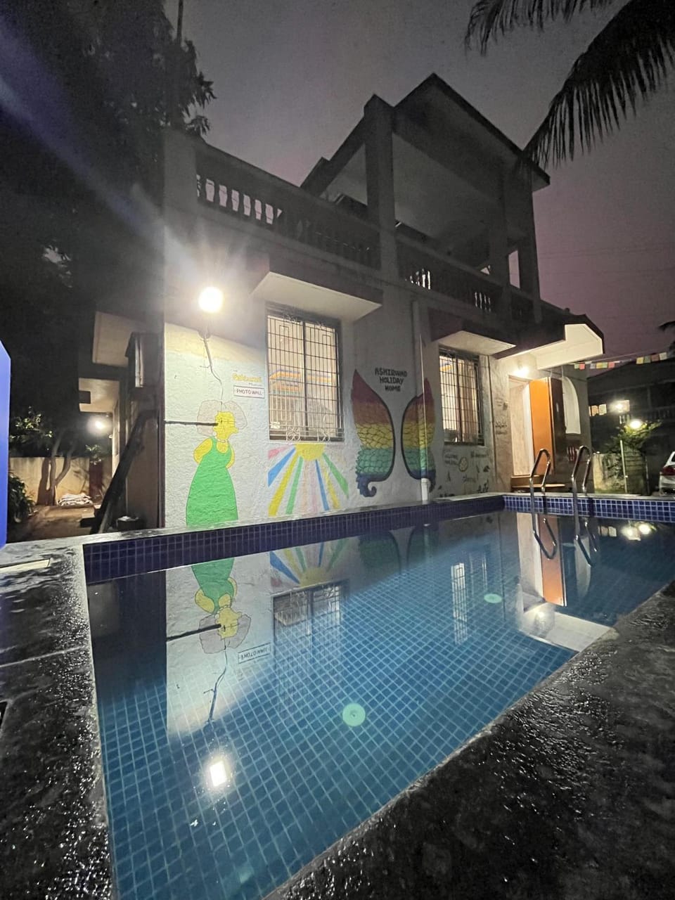 Swimming pool