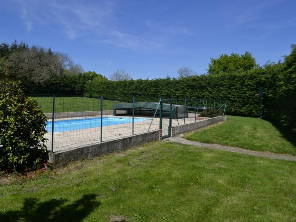 Gîte charmant avec piscine et jardin en Bourbonnais - FR-1-489-57 House in Auvergne-Rhône-Alpes