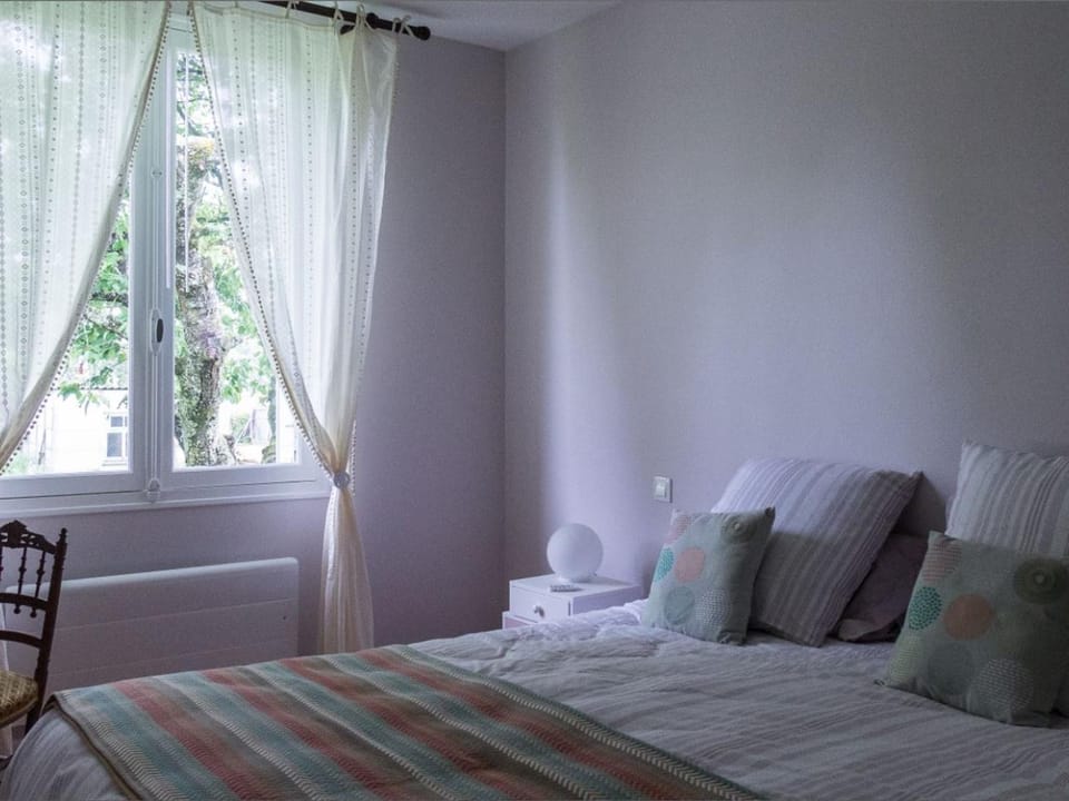 Gîte paisible en Auvergne pour 6 pers., animaux admis - FR-1-489-127 House in Auvergne-Rhône-Alpes