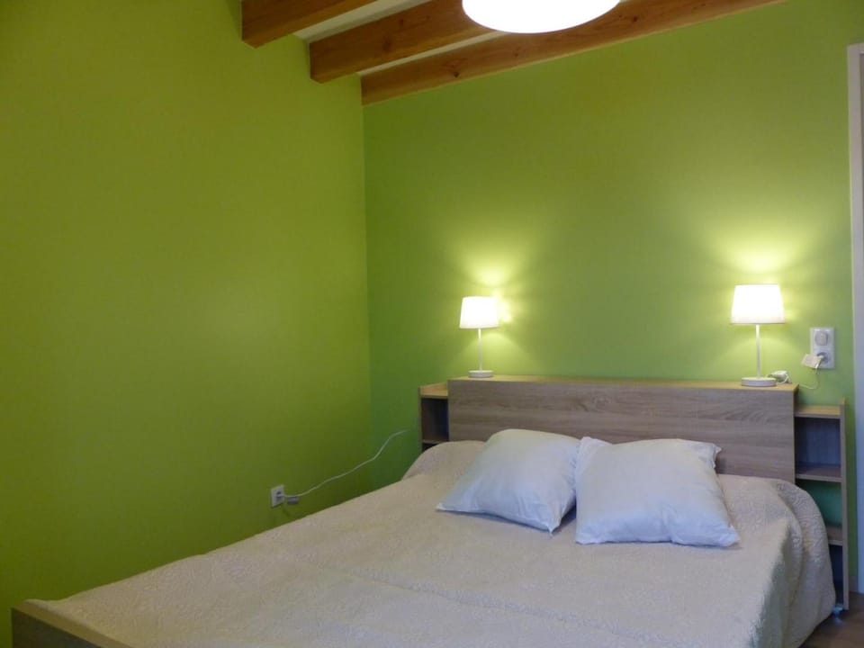 Ancien Atelier Cosy pour Vacances en Montagne - FR-1-489-140 House in Auvergne-Rhône-Alpes