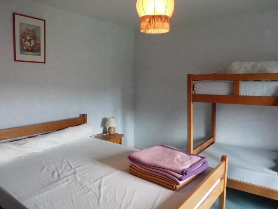 Gîte spacieux à La Guillermie, animaux acceptés, jardin - FR-1-489-188 House in Auvergne-Rhône-Alpes