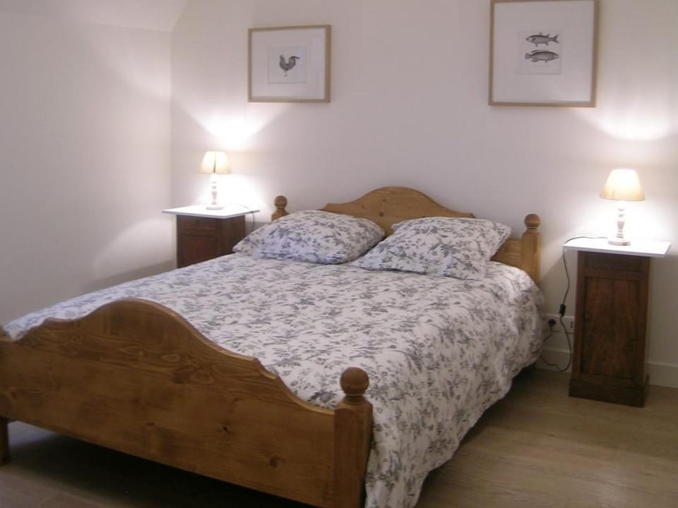 Grand gîte rénové proche Moulins pour 10 pers, animaux admis, WiFi - FR-1-489-215 House in Auvergne-Rhône-Alpes