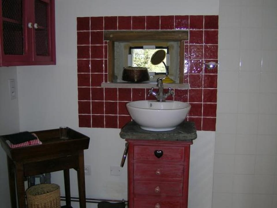Charmante fermette rénovée avec Internet et animaux acceptés - FR-1-489-246 House in Auvergne-Rhône-Alpes