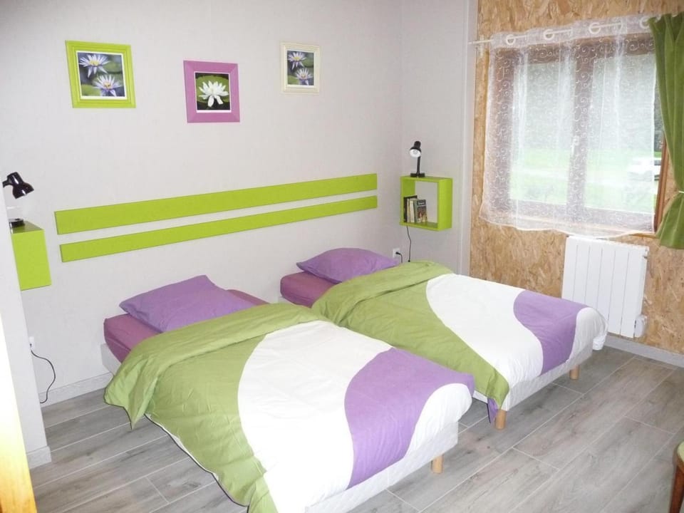 Moulin rénové avec piscine partagée et animaux acceptés - FR-1-489-255 House in Auvergne-Rhône-Alpes