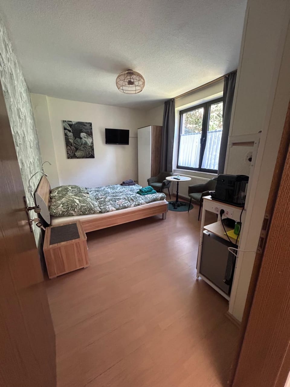 Photo of the whole room