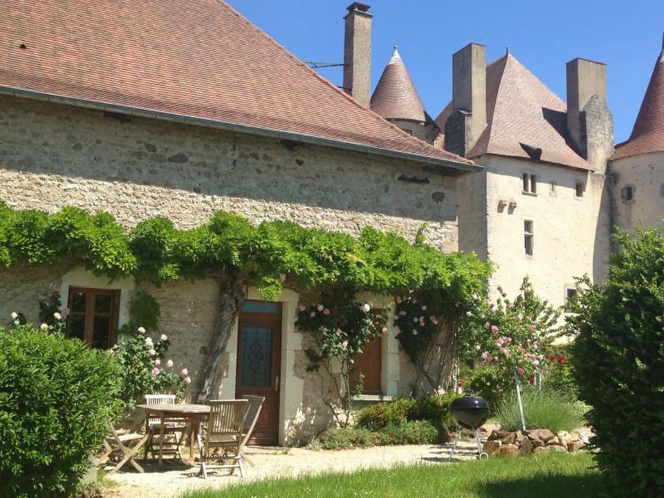 Authentique Grange du XVème siècle avec jardin et animaux admis - FR-1-489-275 House in Auvergne-Rhône-Alpes