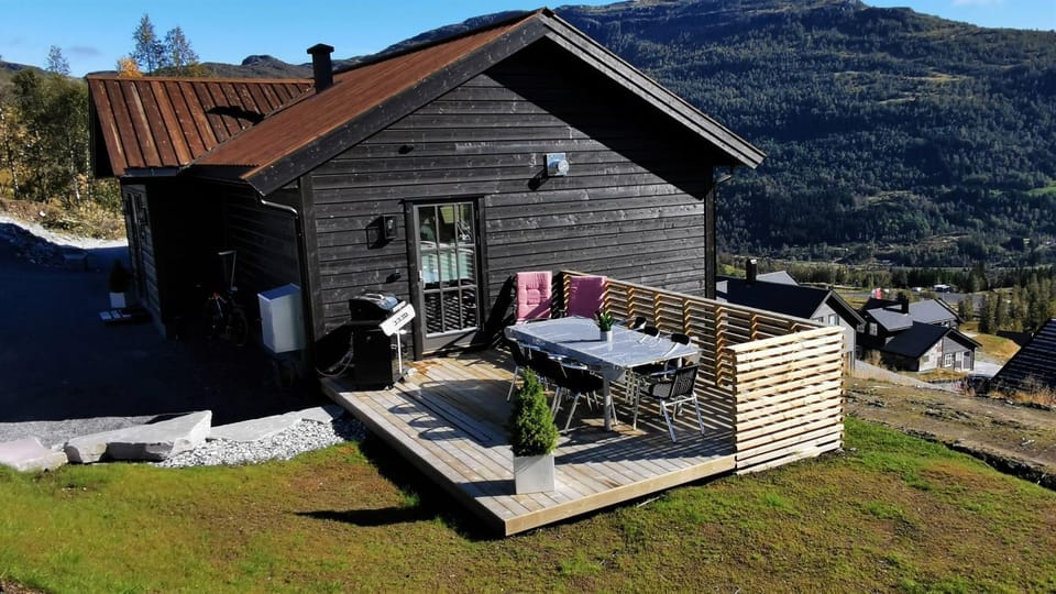 Patio, BBQ facilities