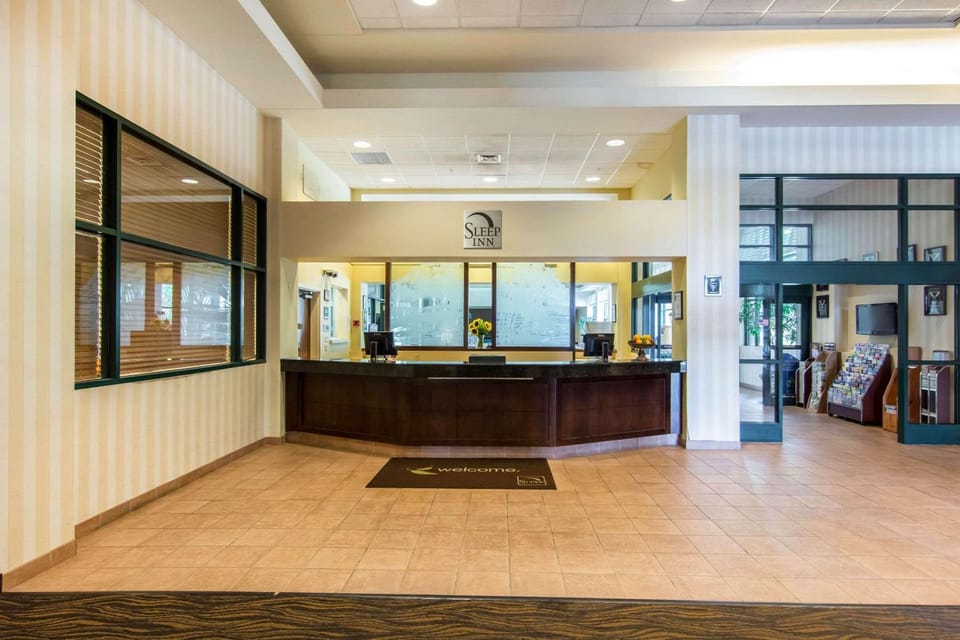 Lobby or reception, On site