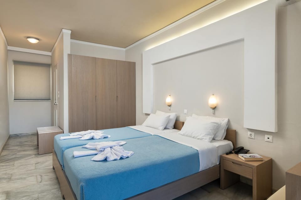 Hotel Haris on the beach Hotel in Agia Marina