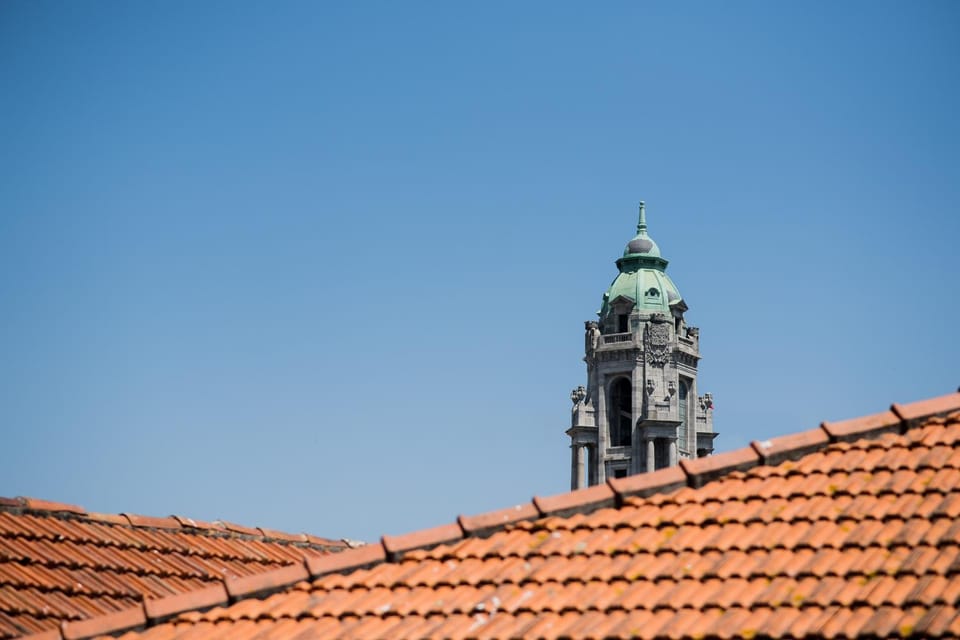 Nearby landmark