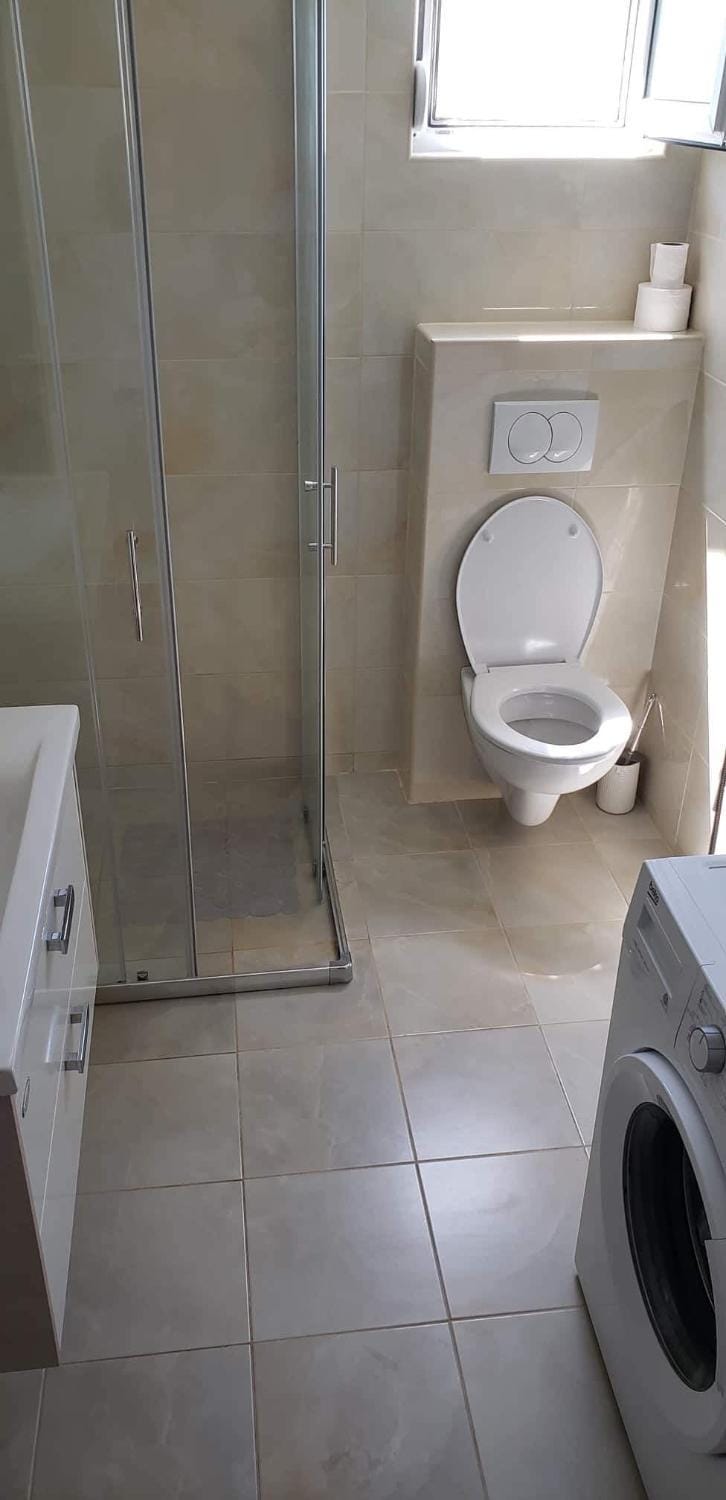 Apartmani Suncokreti - Sunflower Apartments Apartment in Montenegro