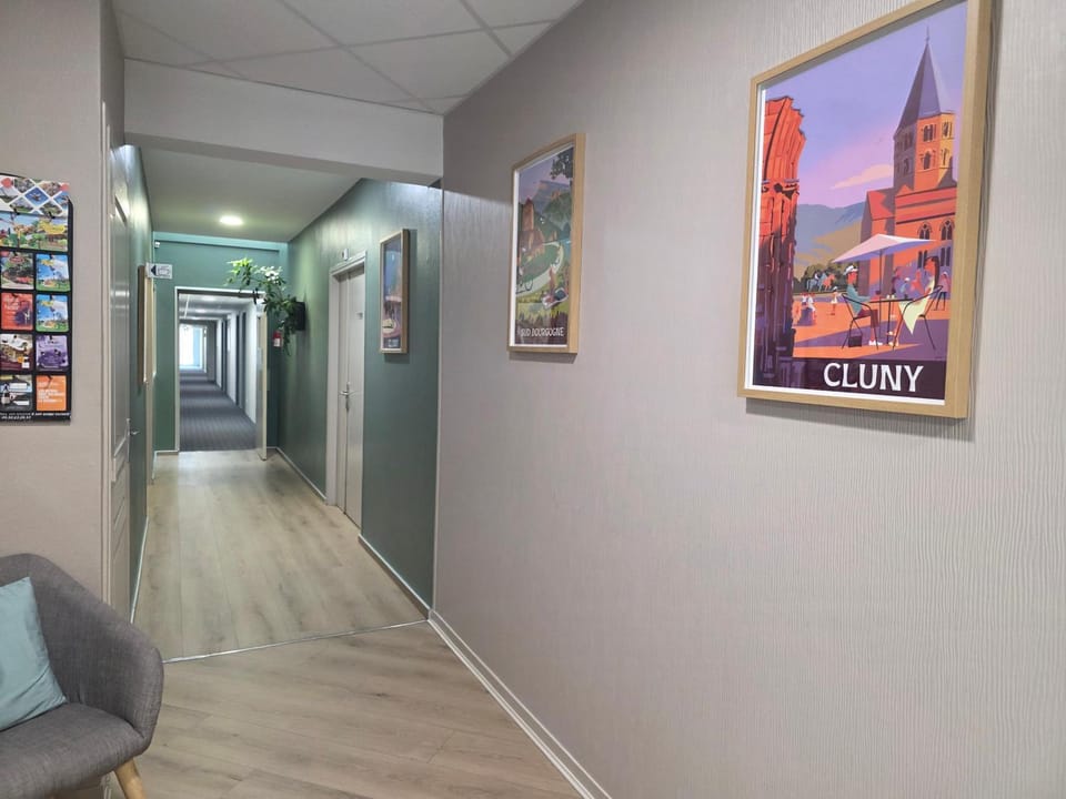Property building, Area and facilities, acessibility