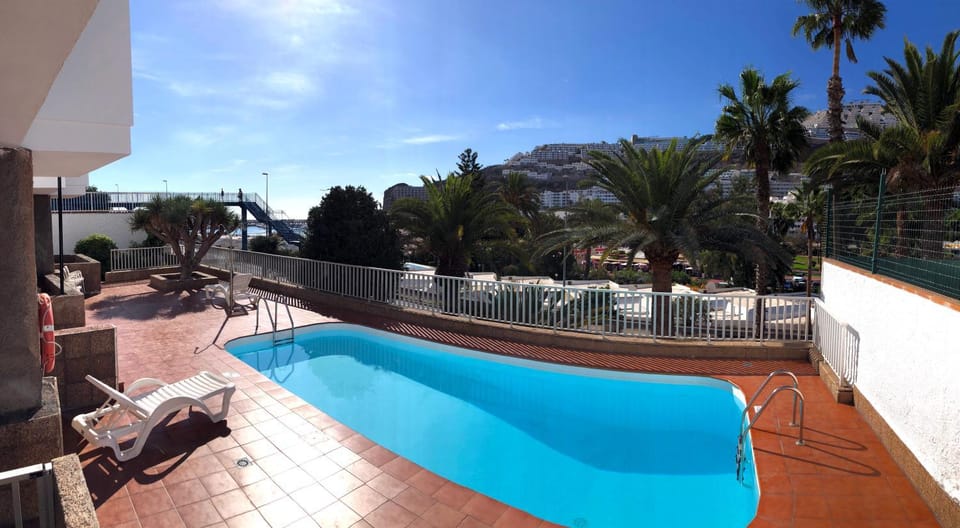 Pool view, Swimming pool