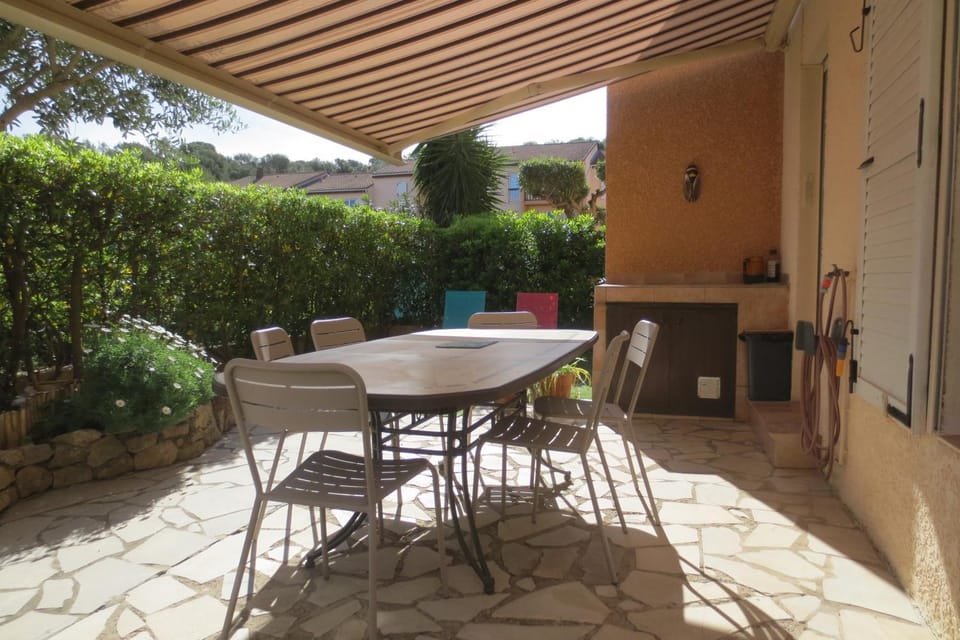 Balcony/Terrace, Dining area